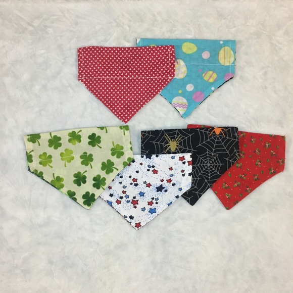 🎉HOST PICK! XS NWOT Dog Bandanas reversable - Picture 2 of 3